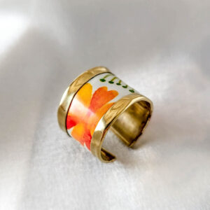 Coloring Golden Petals – χειροποίητο floral δαχτυλίδι με υγρό γυαλί – Lina Gerardi